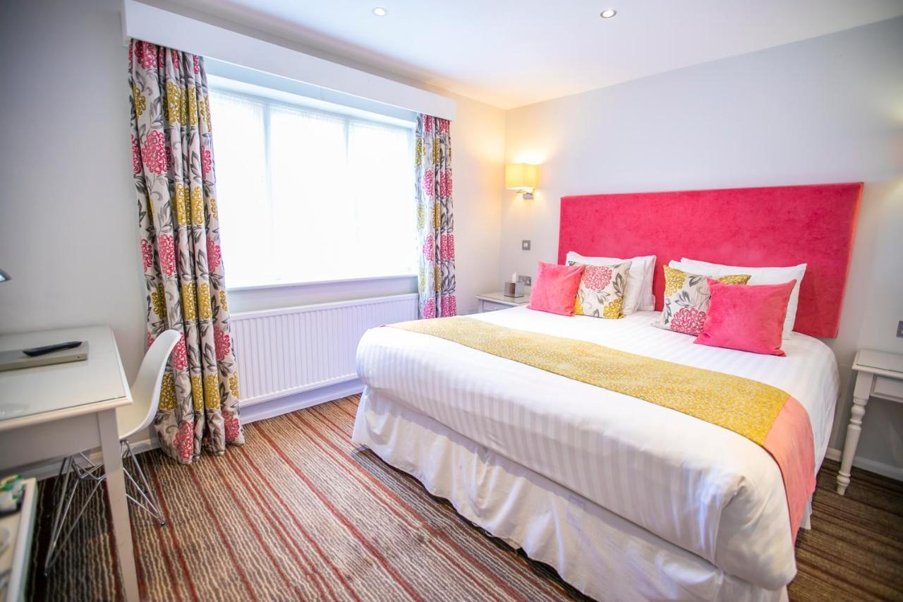 The Casa Hotel, Sure Collection By Western Hotel Yateley