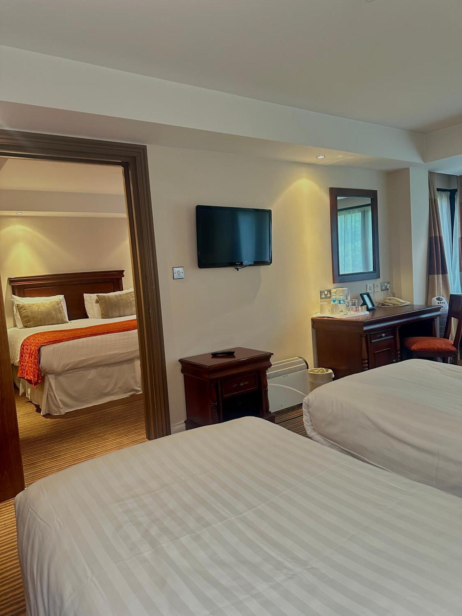 The Casa Hotel, Sure Collection By Western 3* Yateley