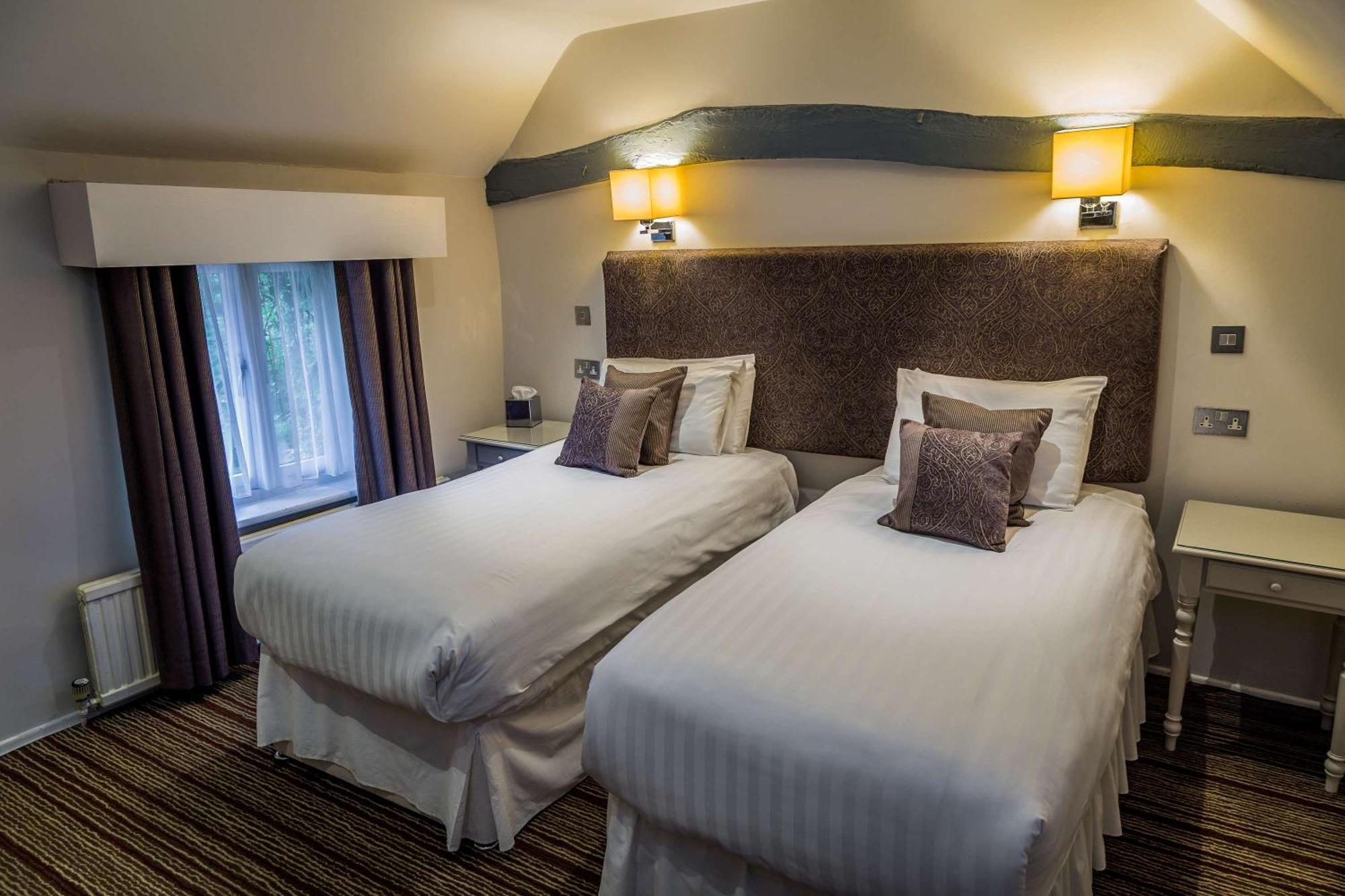 The Casa Hotel, Sure Collection By Western Yateley