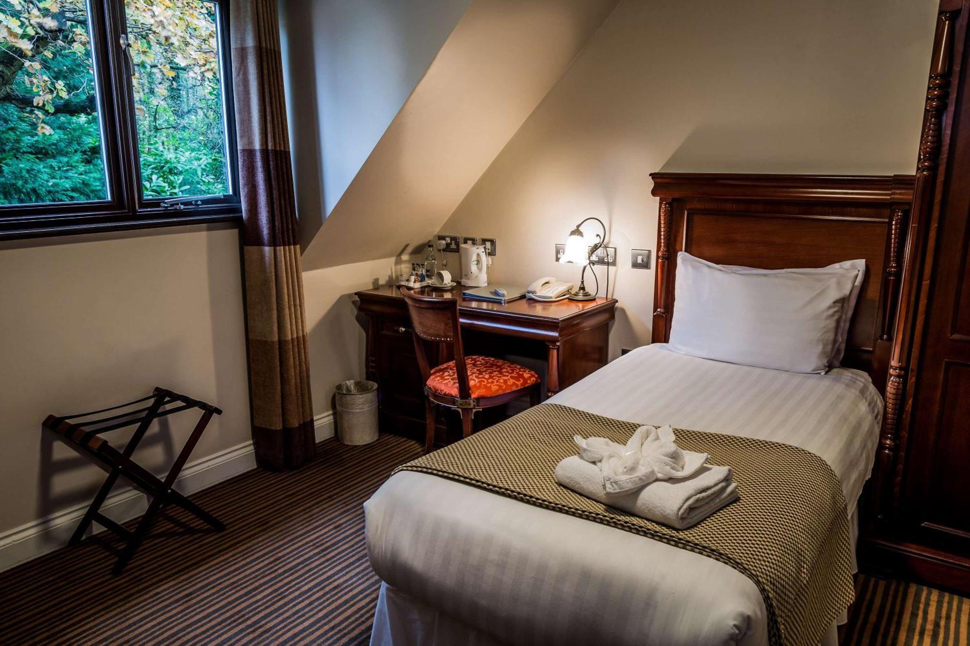 Hotel The Casa Hotel, Sure Collection By Western Yateley