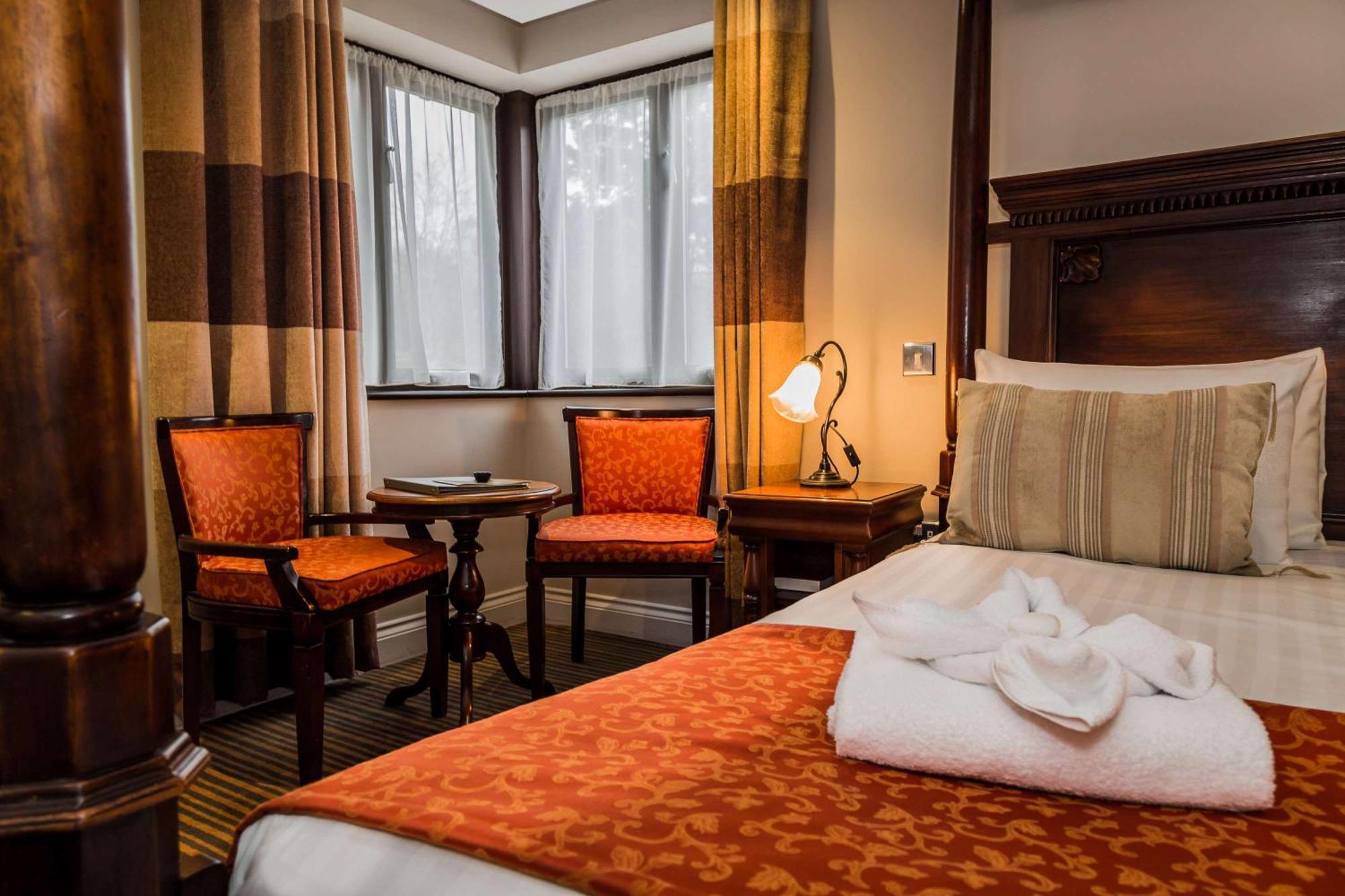 The Casa Hotel, Sure Collection By Western 3* Yateley