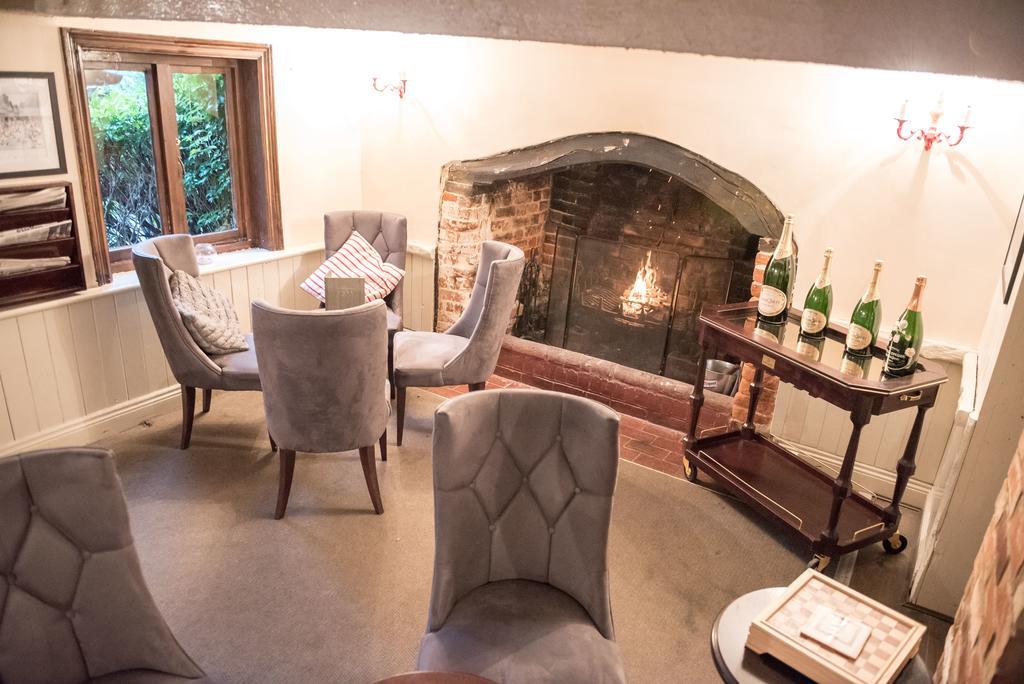The Casa Hotel, Sure Collection By Western Yateley