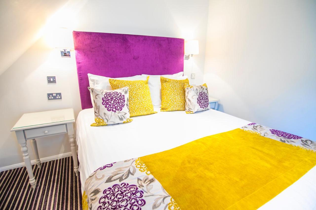Hotel The Casa Hotel, Sure Collection By Western Yateley