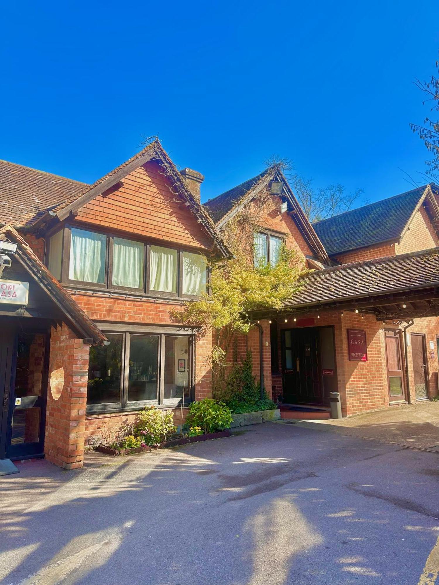 Hotel The Casa Hotel, Sure Collection By Western Yateley